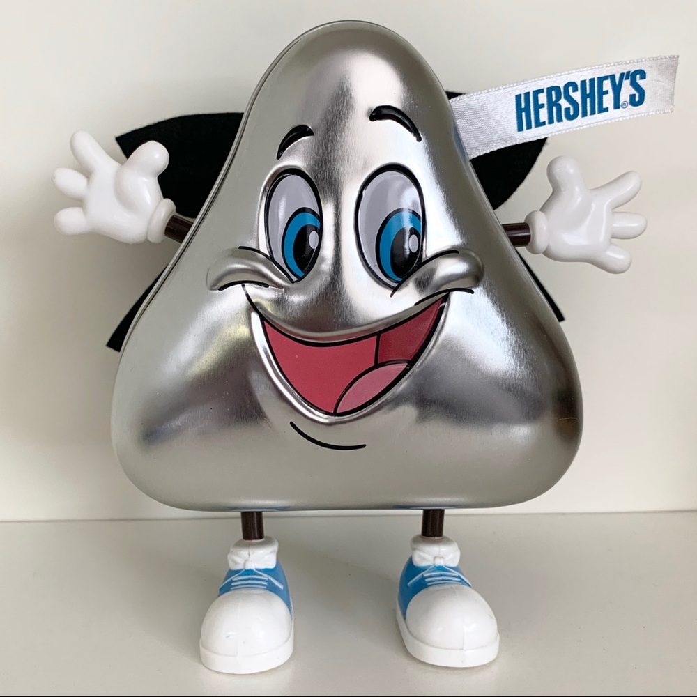 New Hershey’s kiss Dracula tin collectible